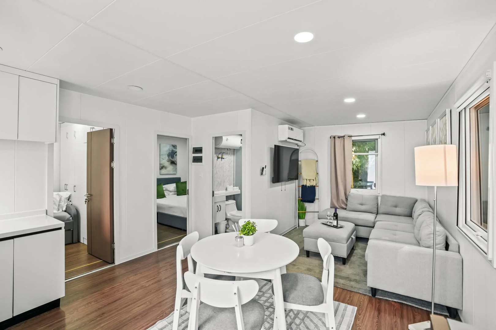 2BR Tiny Farm Home IN Fort Lauderdale