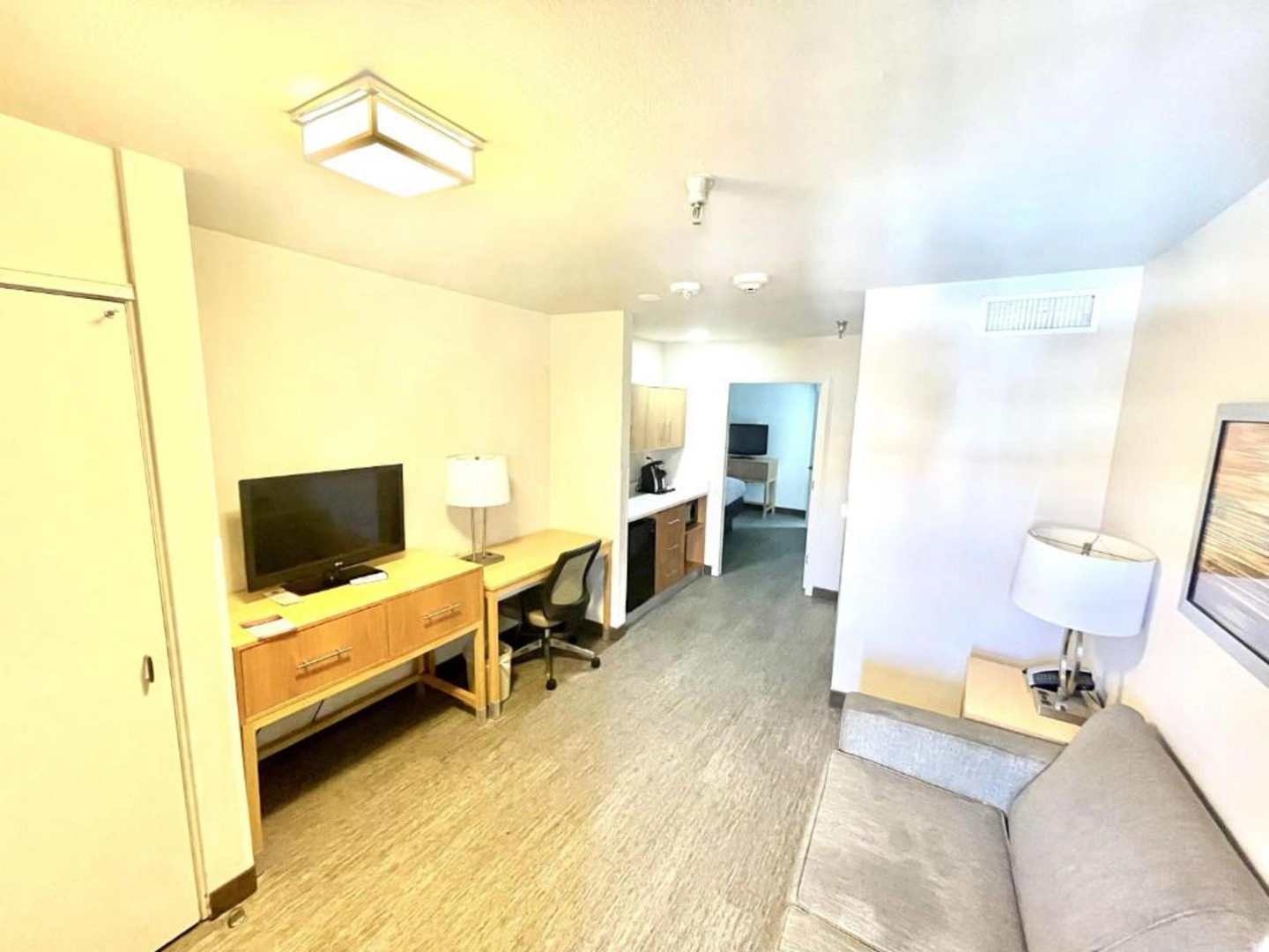 Red Roof Inn PLUS+ & Suites Tampa