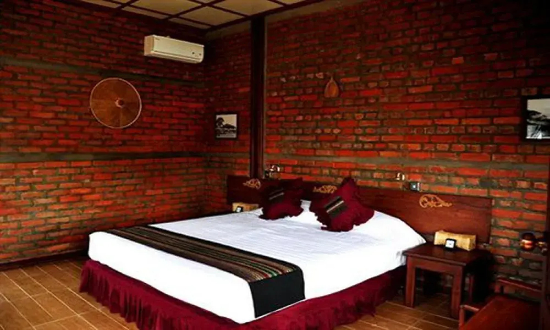 Riverside @ Hsipaw Resort