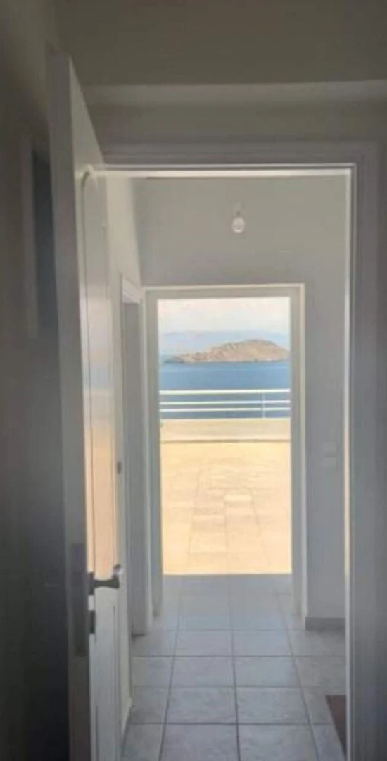 Charming 4-bed Villa in Pefkali