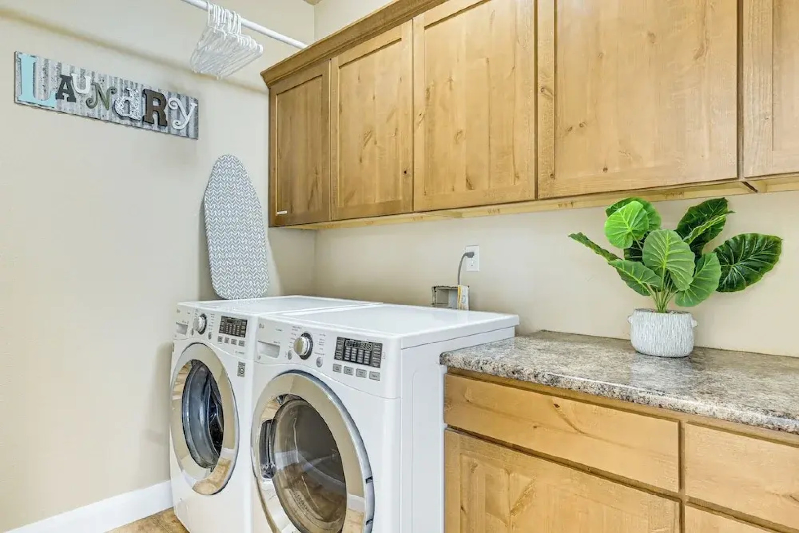 Home w/ Game Room: Near Zion National Park!