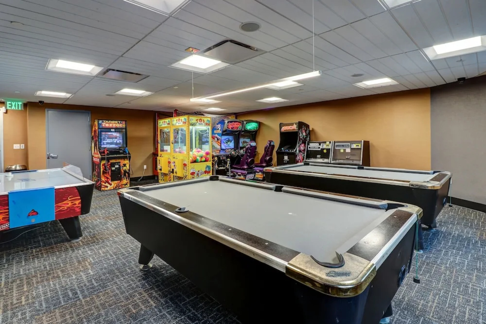 Atlantic Palace Suites