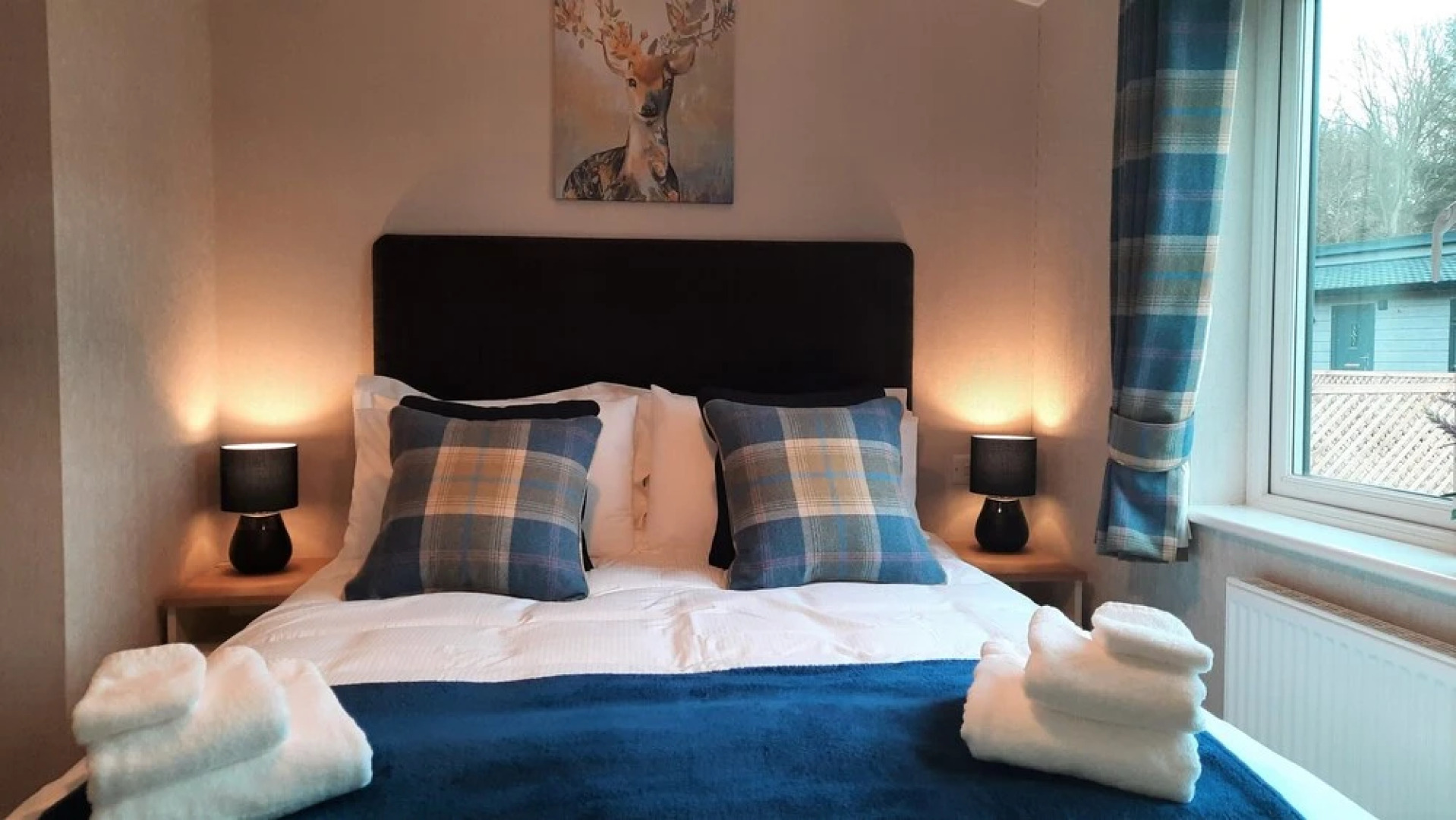 Hollicarrs - Stag Lodge