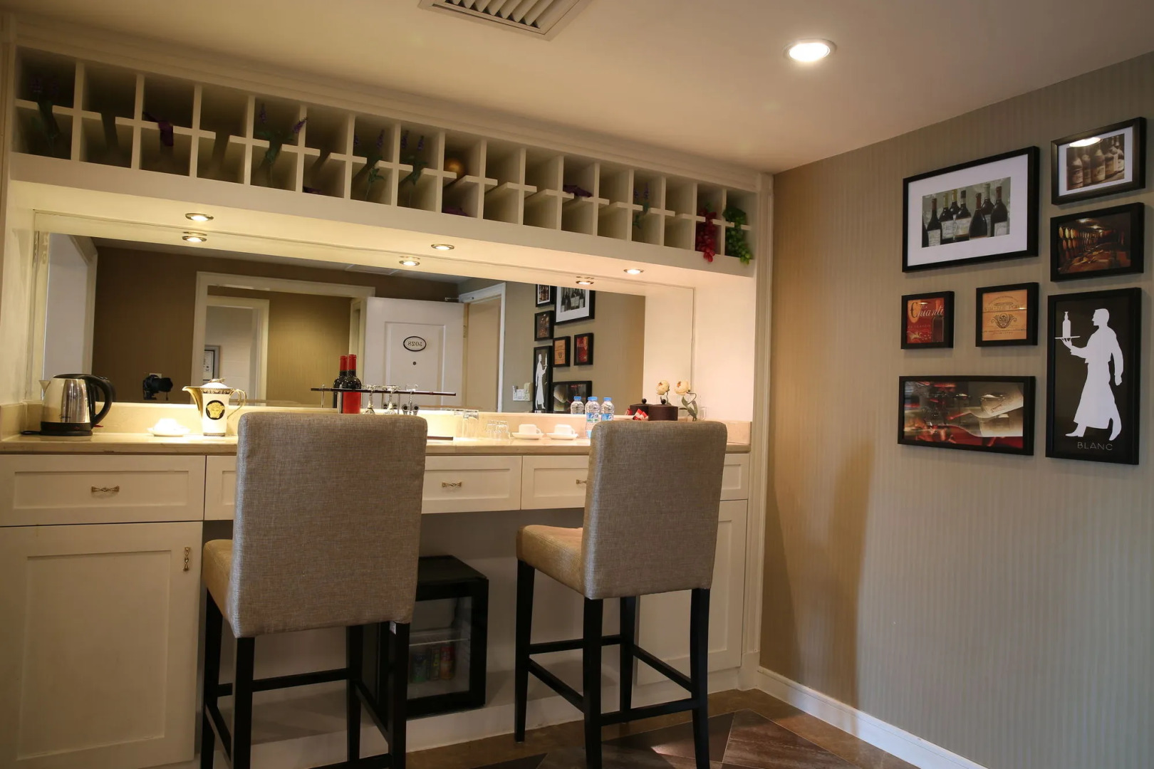 Country Garden Flower City Hotel