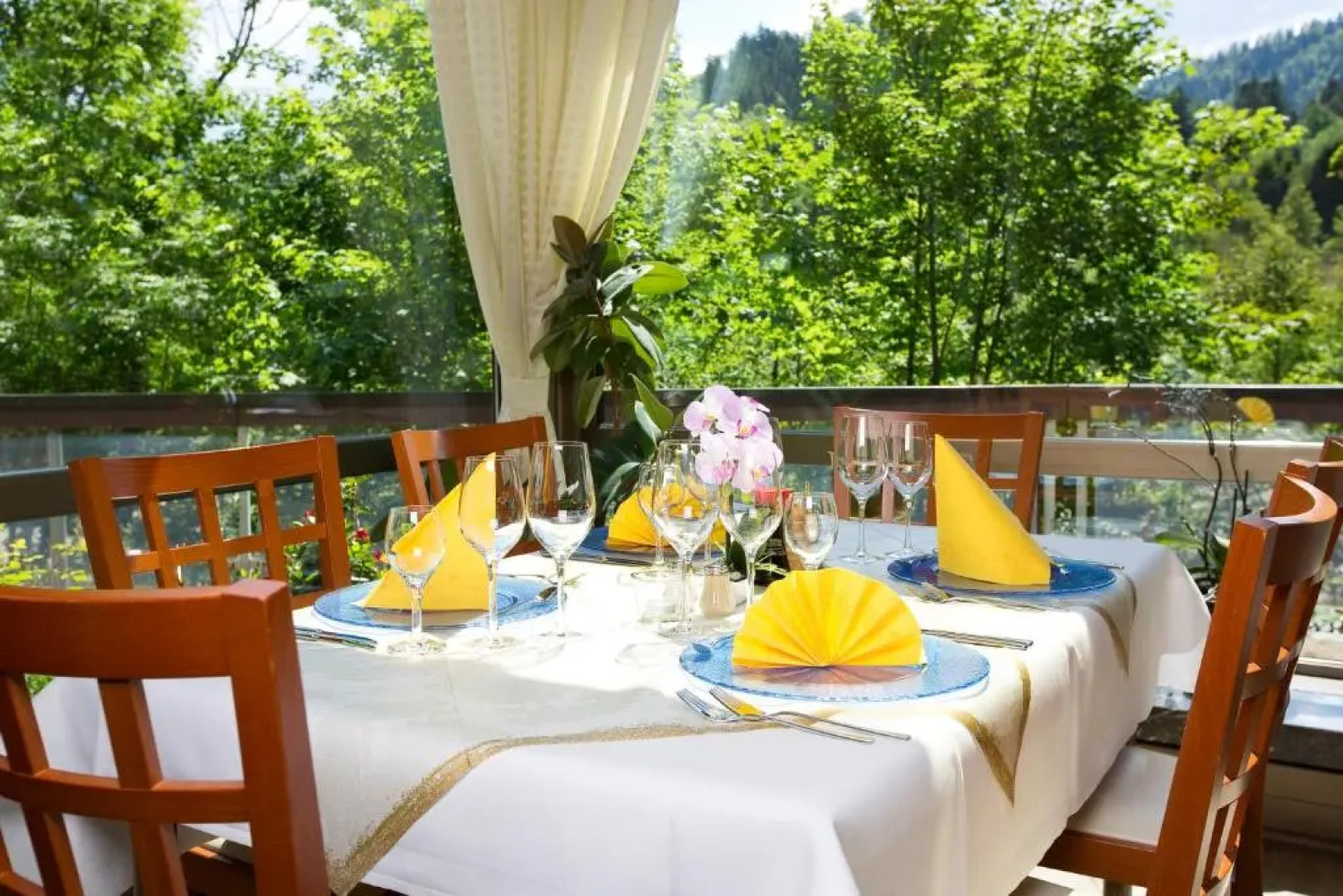 Euro Park Hotel International