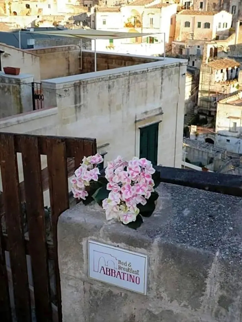 Abbatino Bed  Breakfast