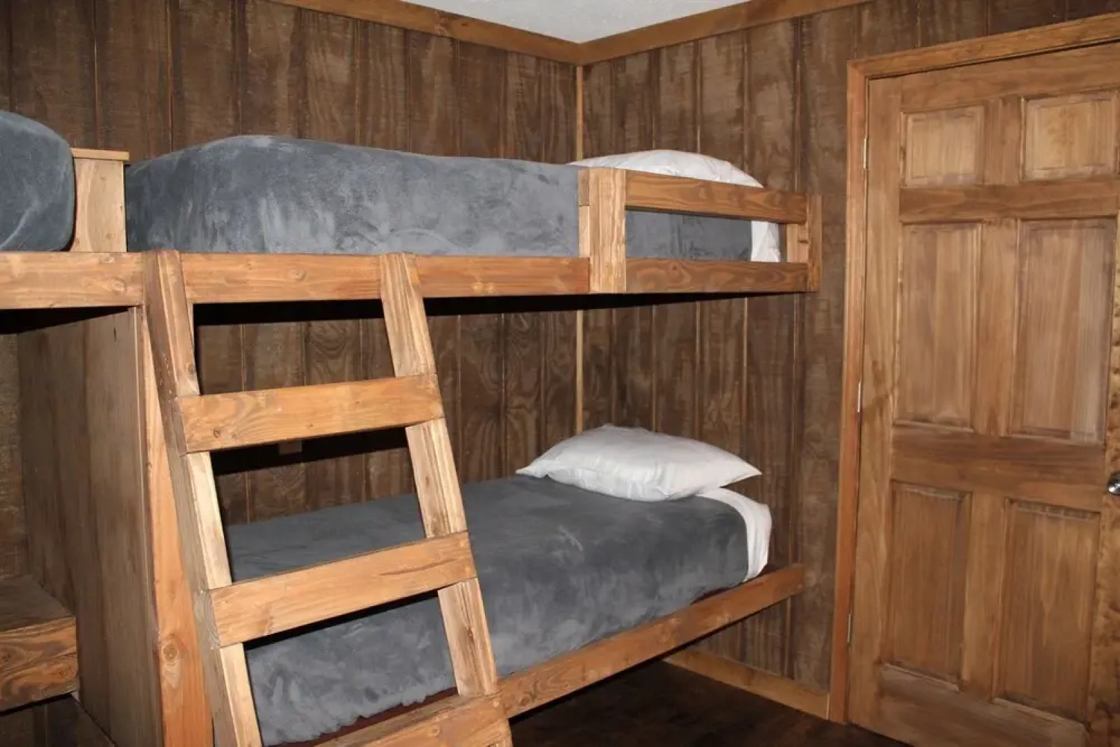 Shawnee Trails Lodging and Suites
