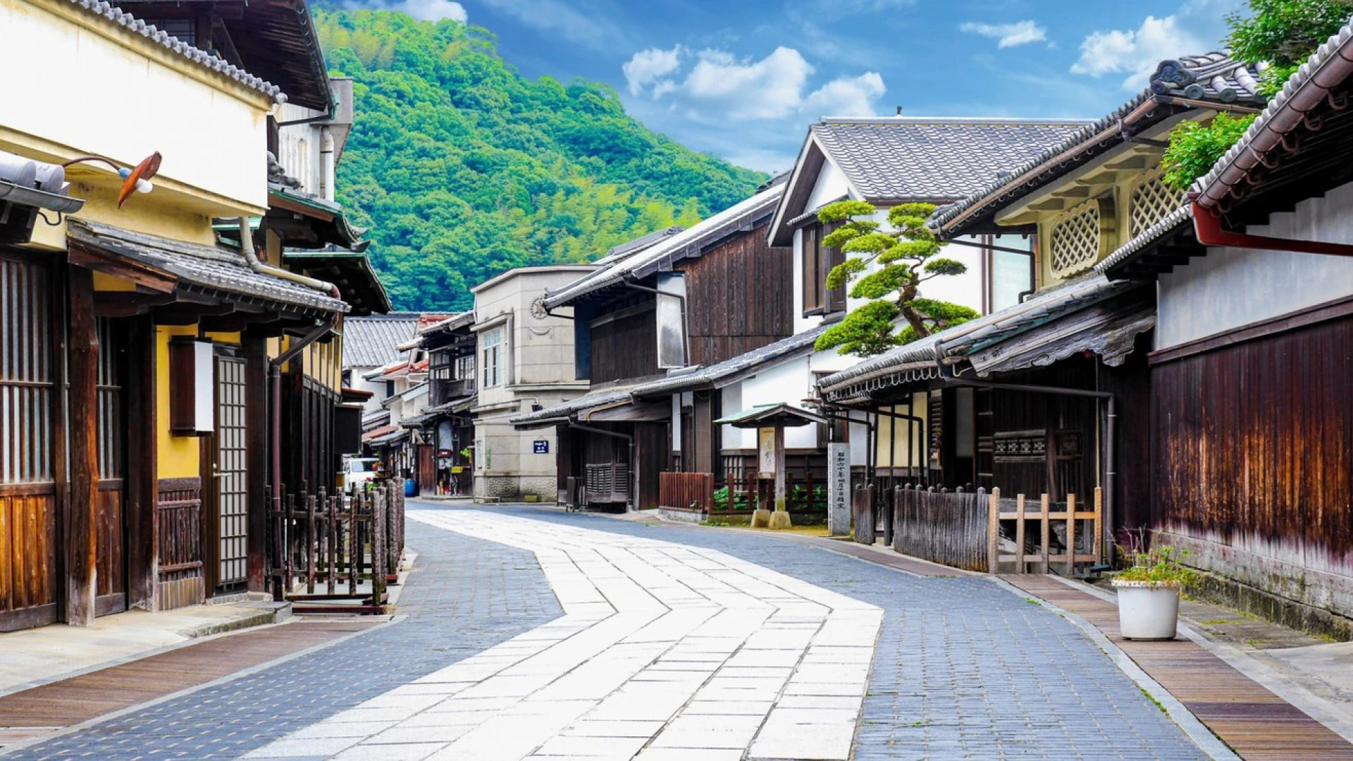 NIPPONIA HOTEL Takehara Saltworks Town