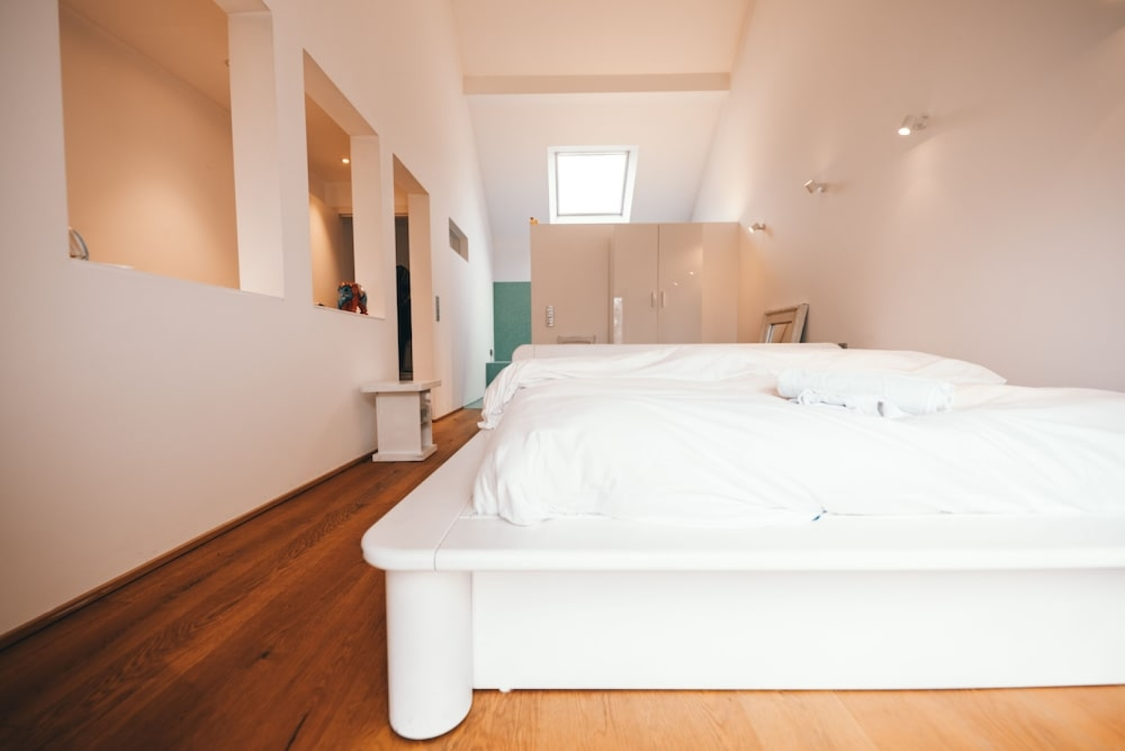 Spacious 2BR House 210m2 w Beautiful Gdn