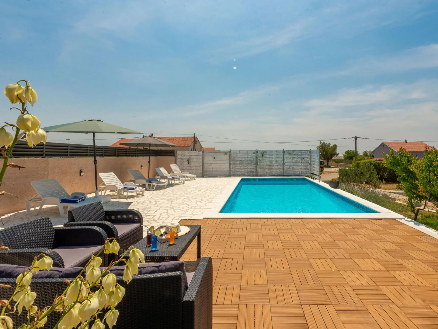 Beautiful Holiday Home in Lisicic