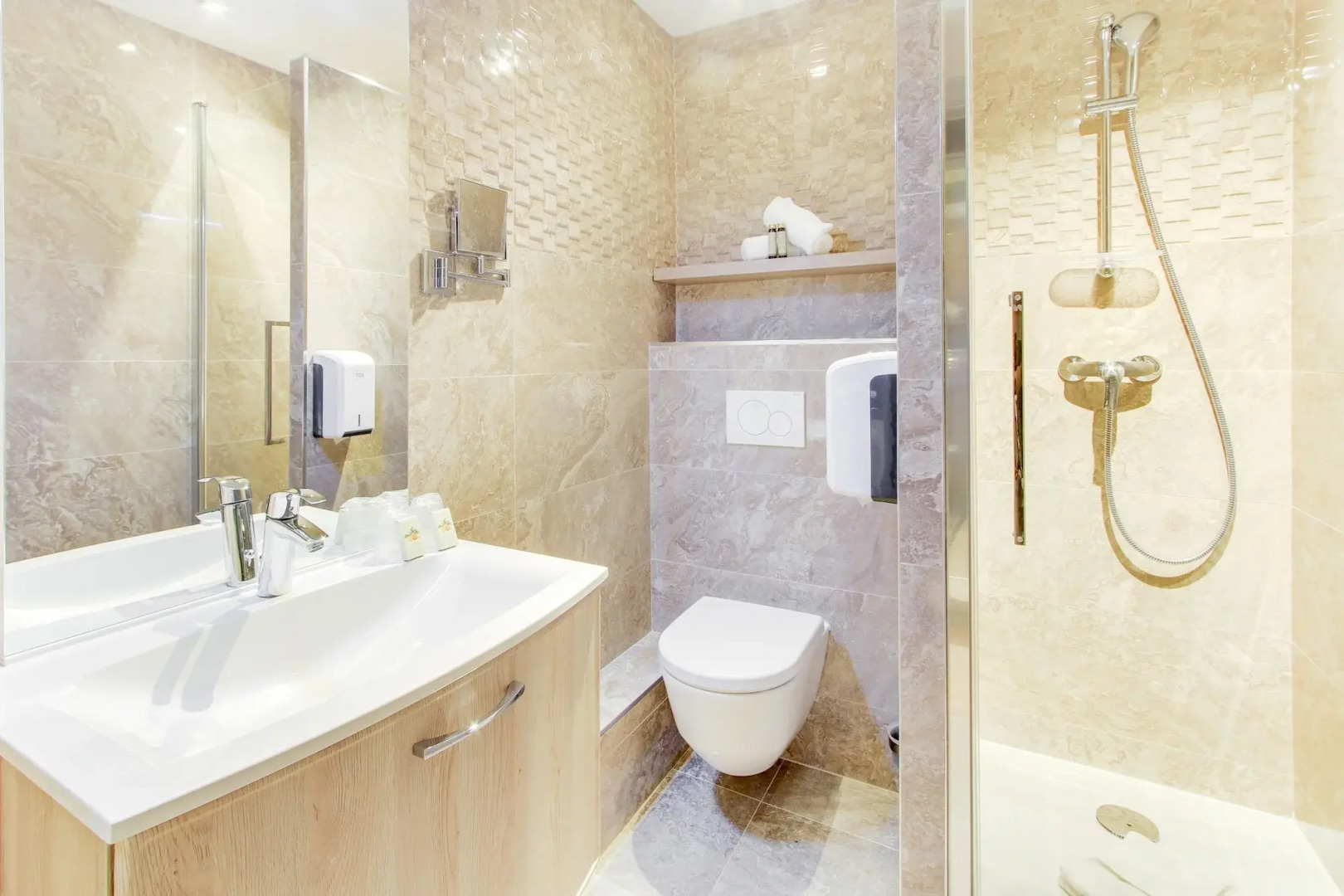 Hôtel Le Provençal