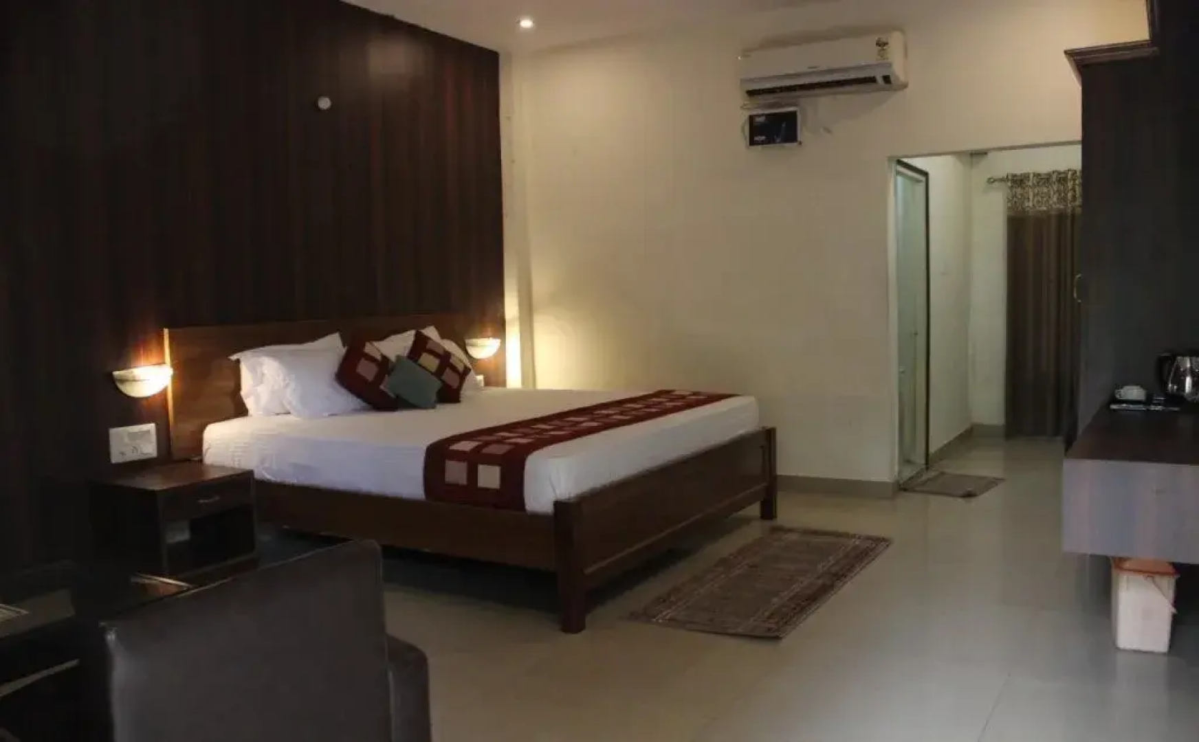 Corbett Aroma Havens Resort