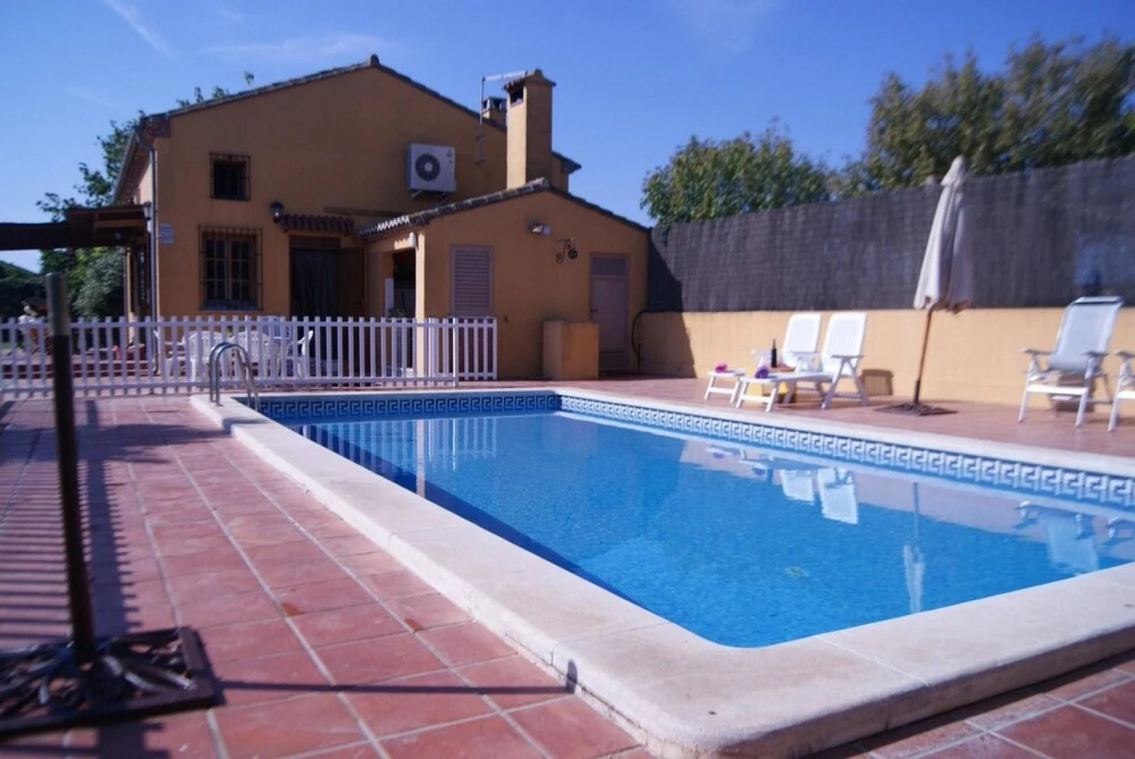 House With 4 Bedrooms in Benifayó, With Wonderful sea View, Private Po