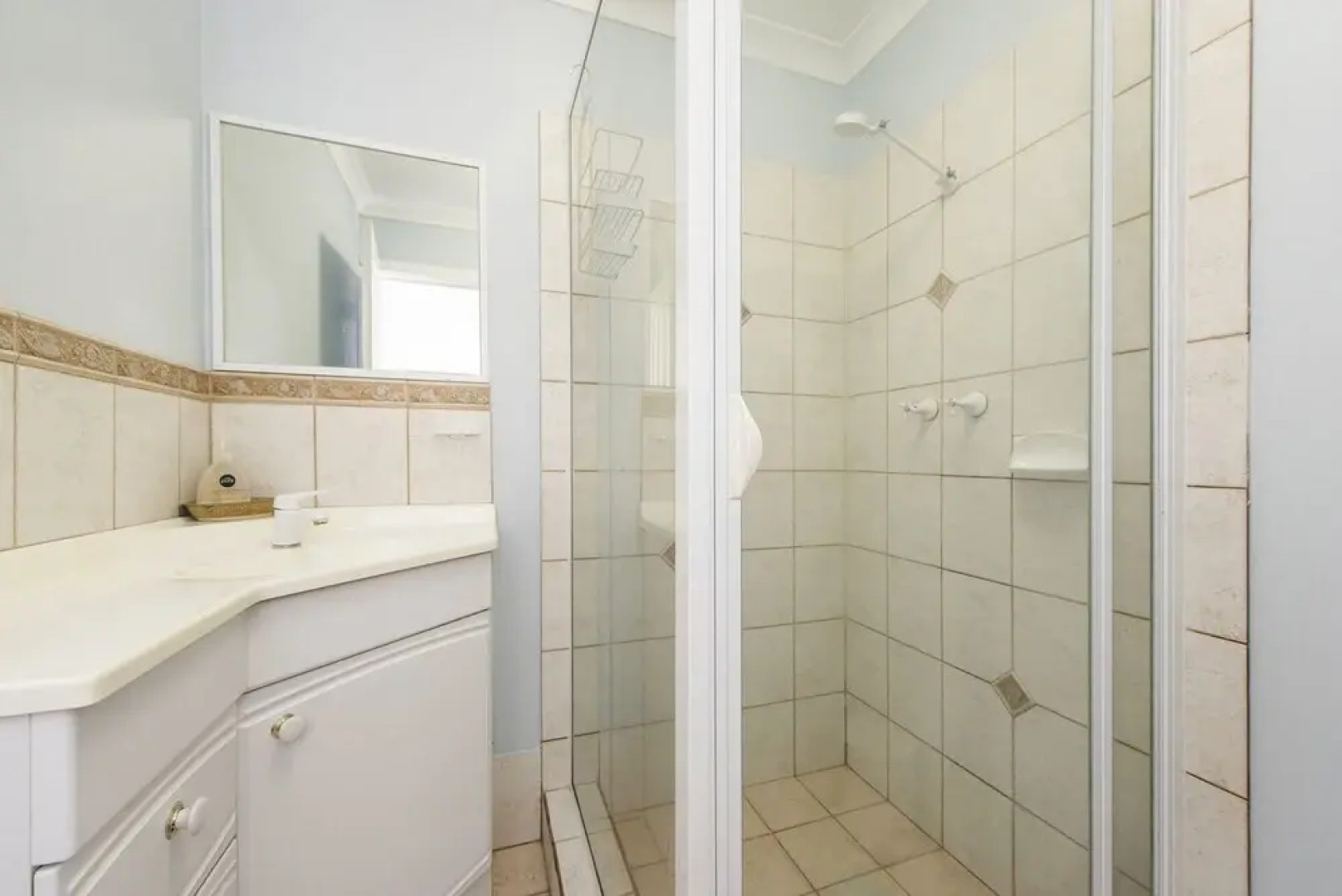 The Outlook - All the Comforts of Home Pet Friendly