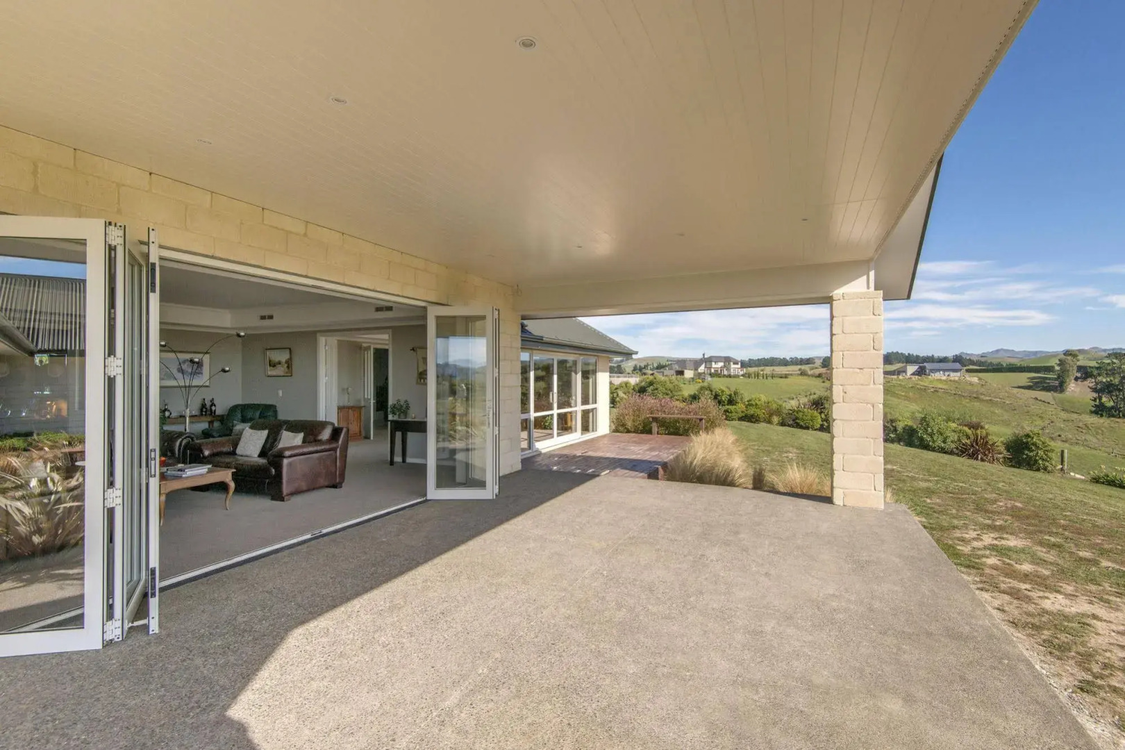 Ribbonwood Country House