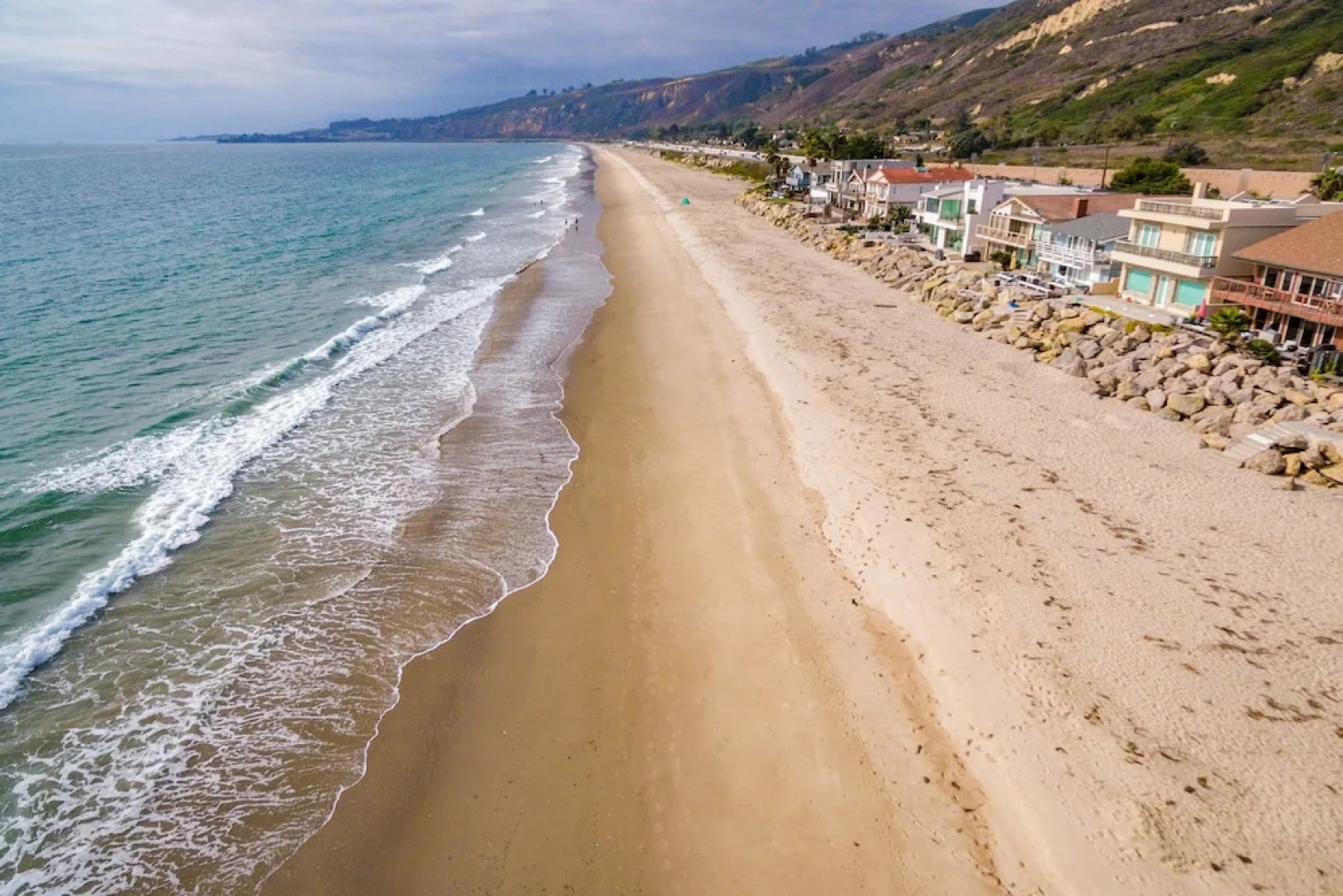 6694 Breakers Way Home 4 Bedrooms 2 Bathrooms Home