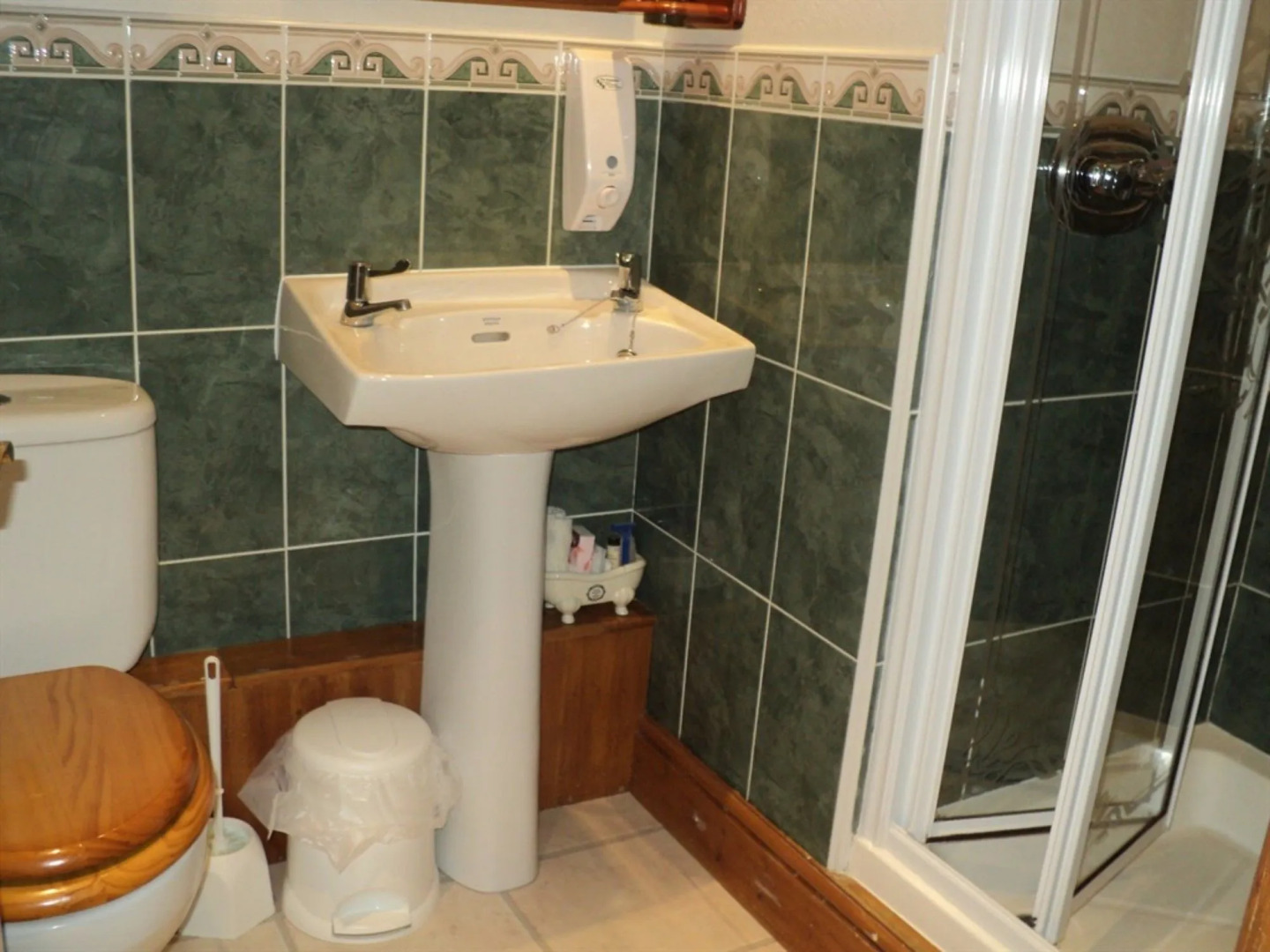 Grove House Guest House