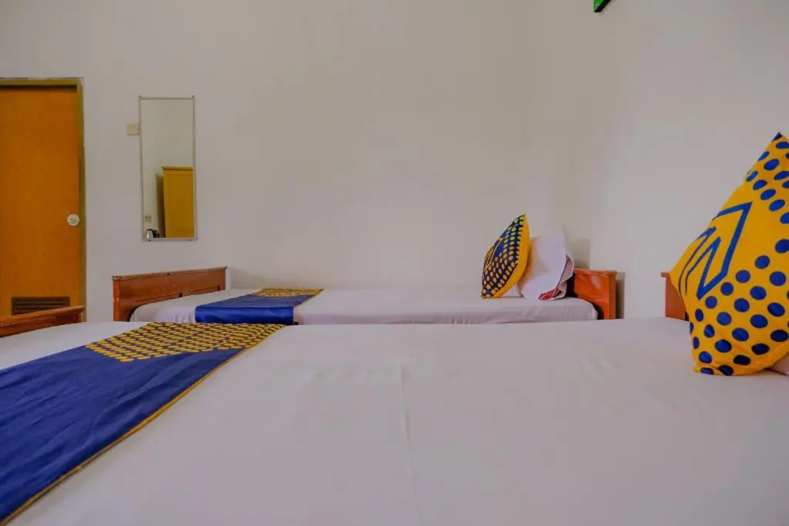 OYO Life 2638 Hotel Raya