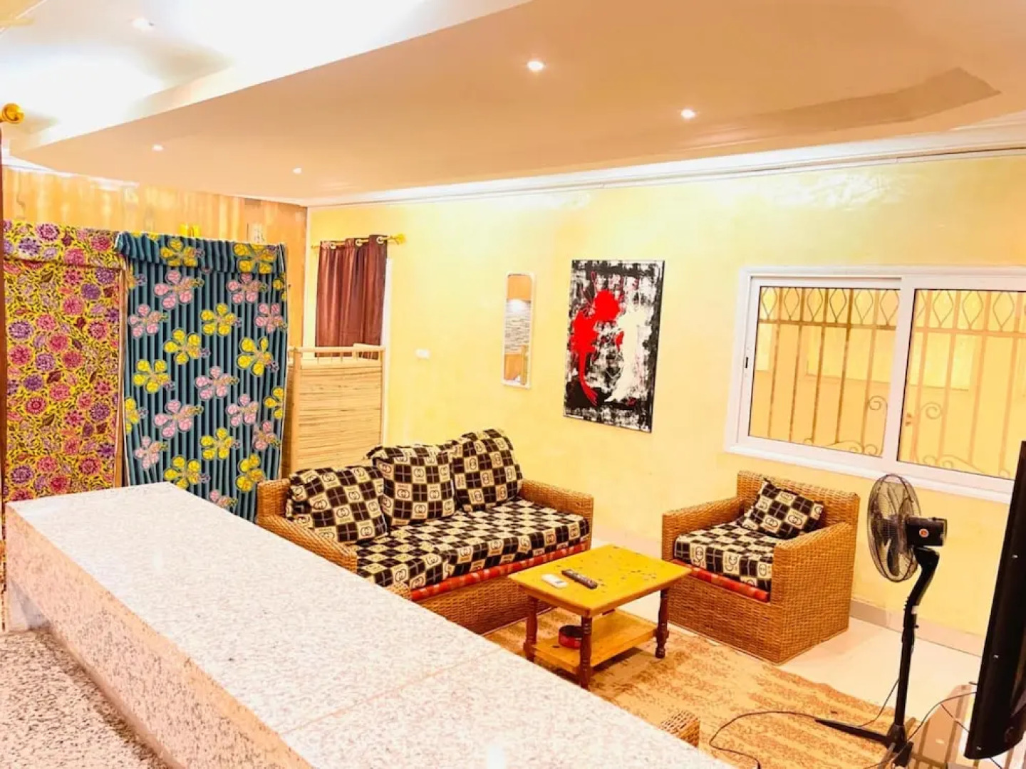 Room-luxury Furnished Room No1