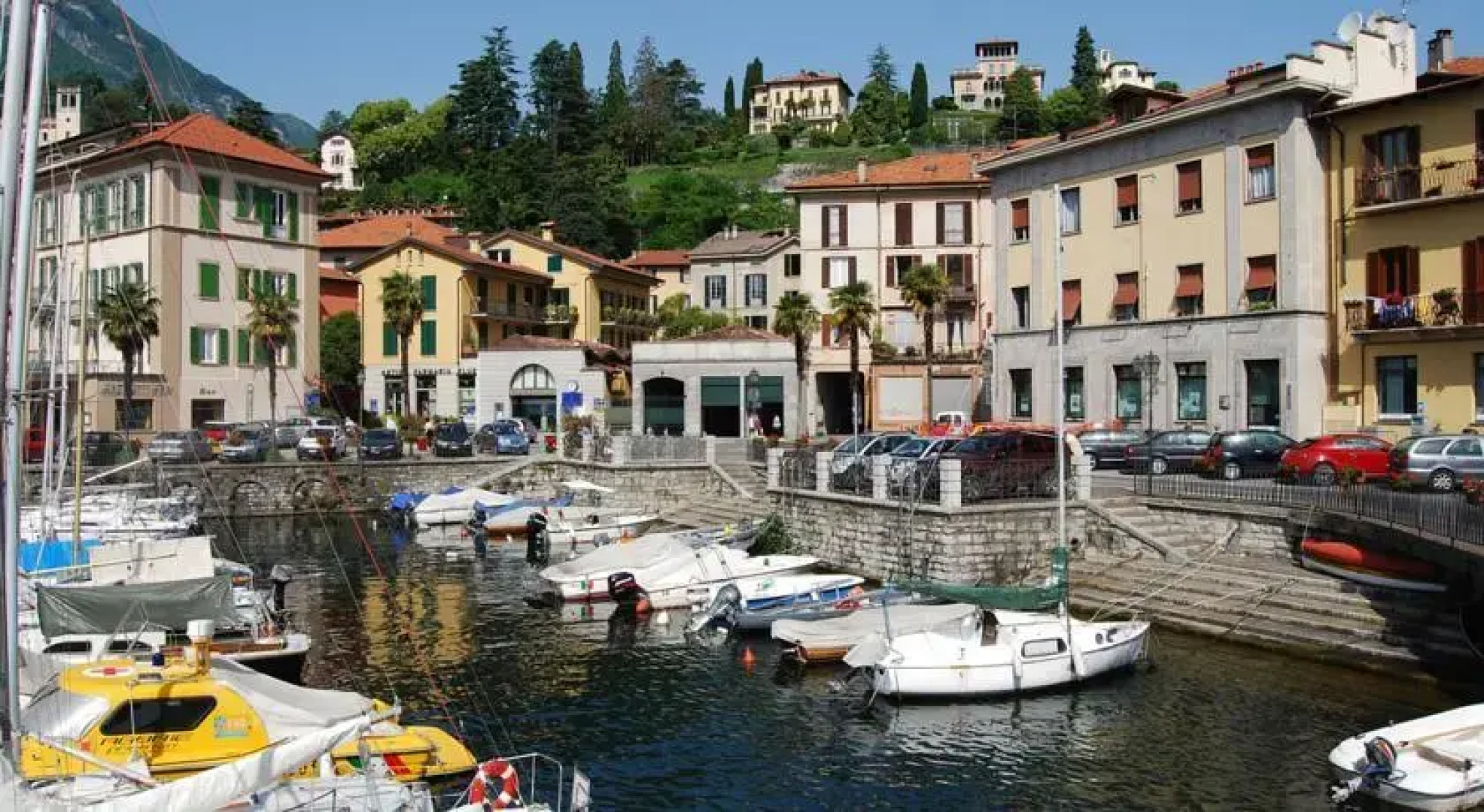 Residenza Menaggio Alba