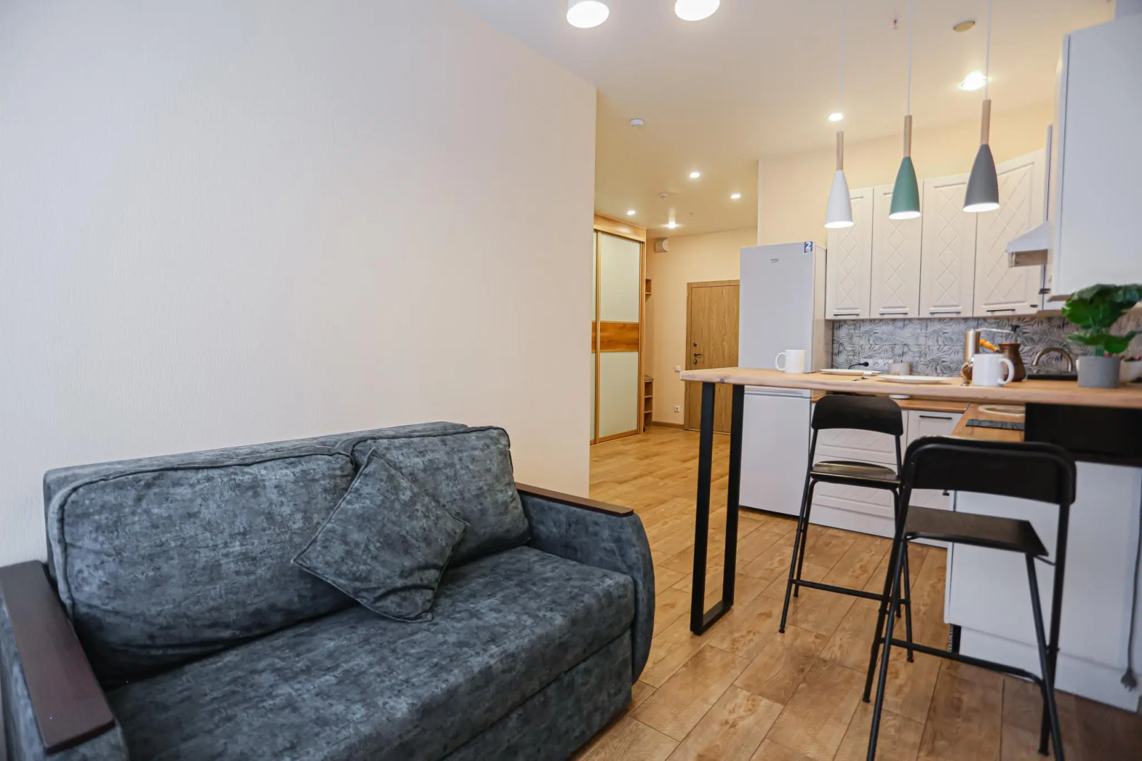 SunSet (СанСет) на улице Максима Горького 23А