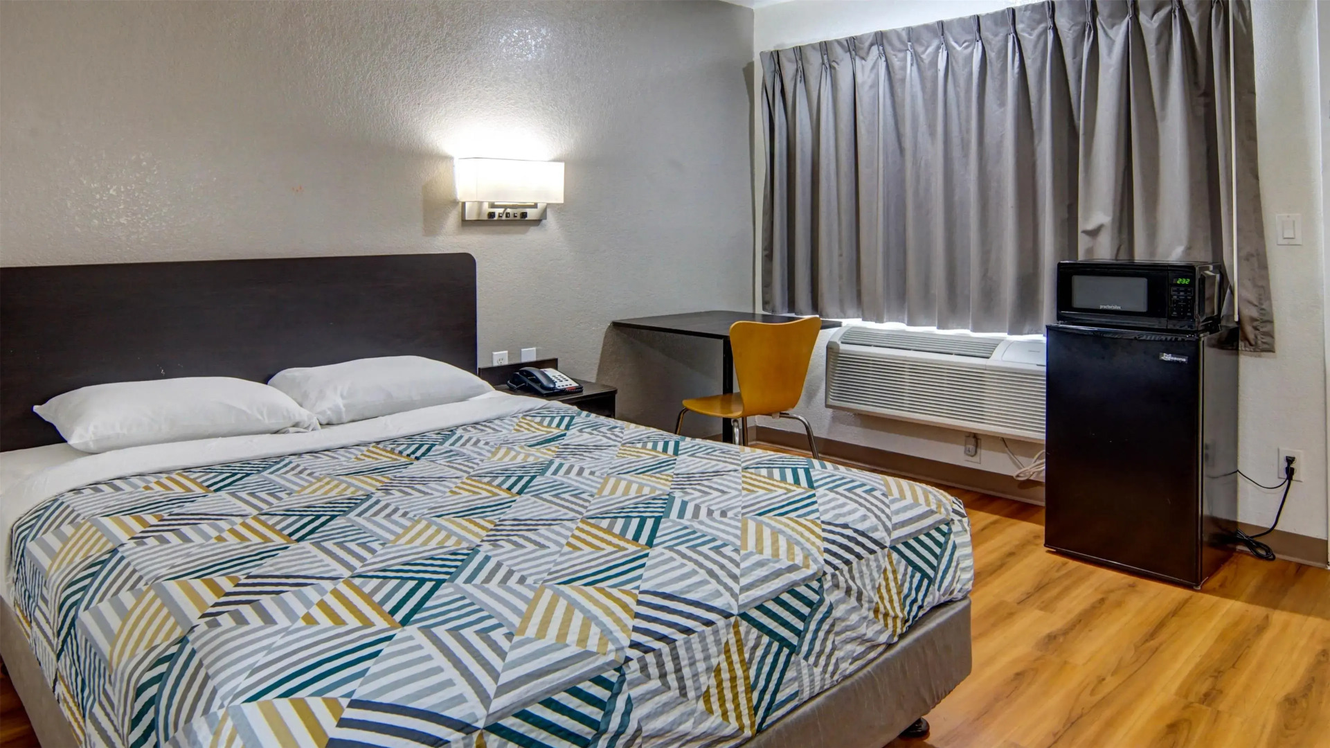 Motel 6 Longview, TX