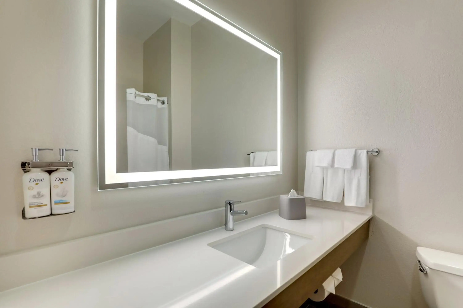 Holiday Inn Express Leland - Wilmington Area by IHG