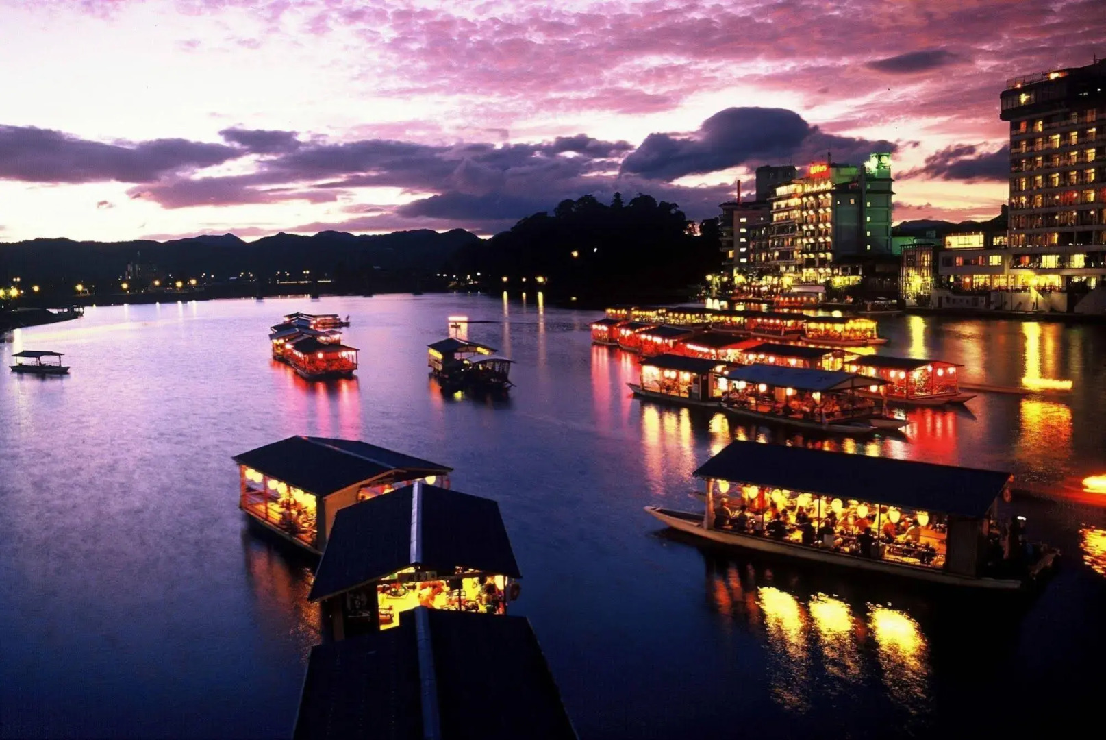 Shokyoto No Yu Mikuma Hotel