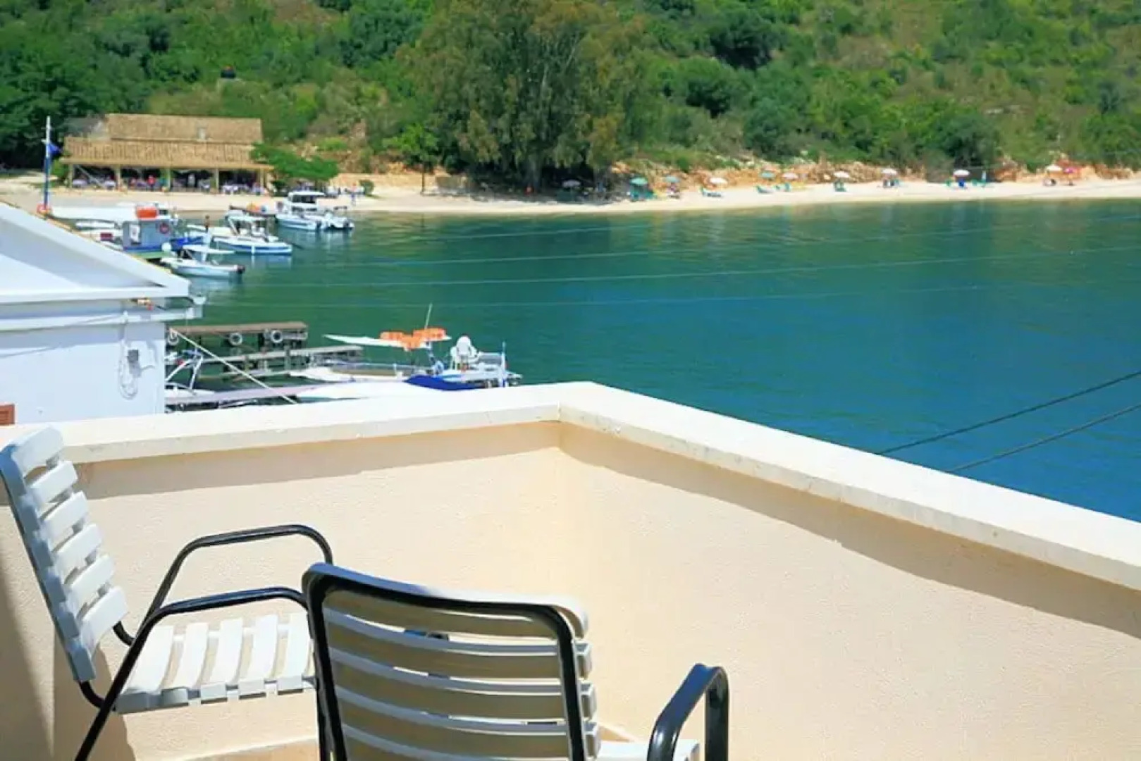 Alexandra Walk to Beach Sea Views A C Wifi Car Not Required - 218