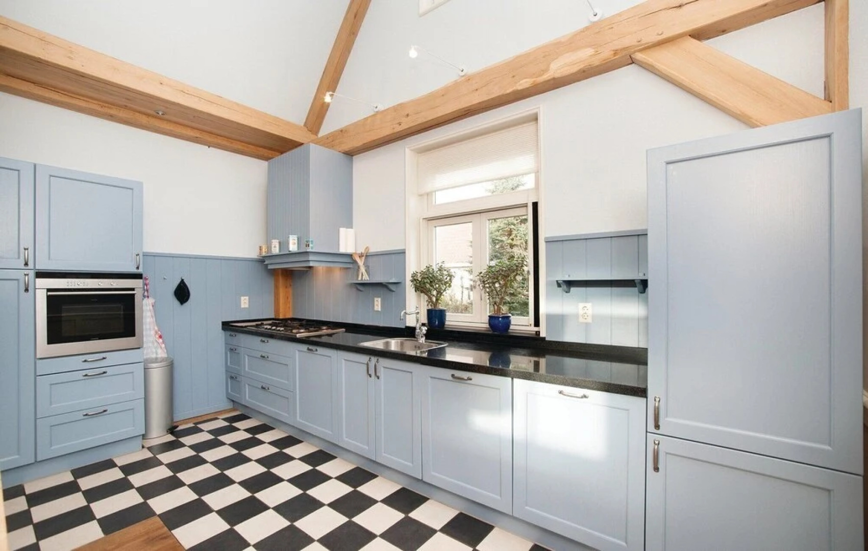 Amazing Home in Zuidoostbeemster With 5 Bedrooms and Wifi