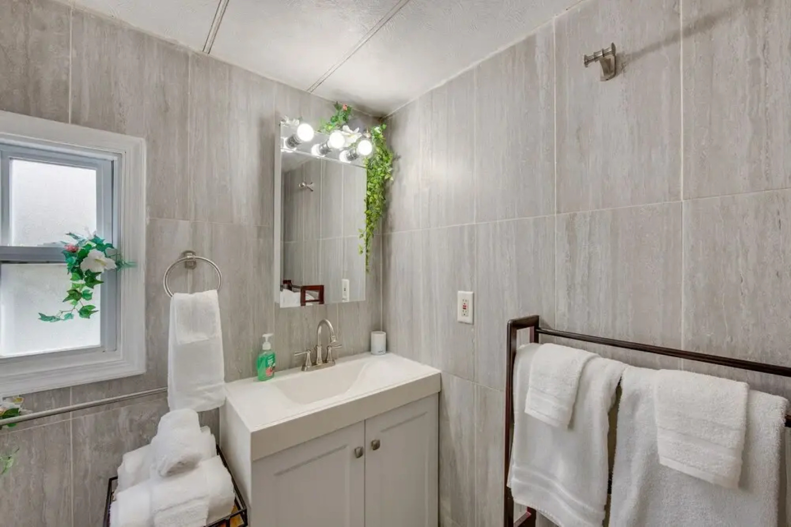 Family Home w/ Fire Pit - 2 Mi to Hershey Park!