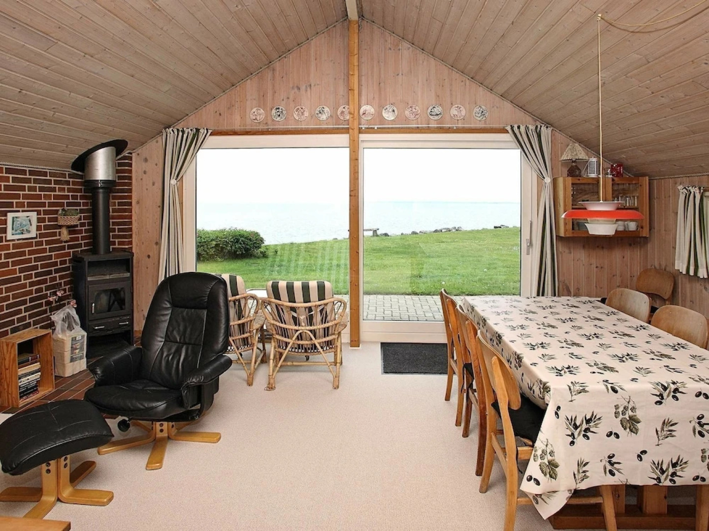 Spacious Holiday Home With Barbecue in Vinderup