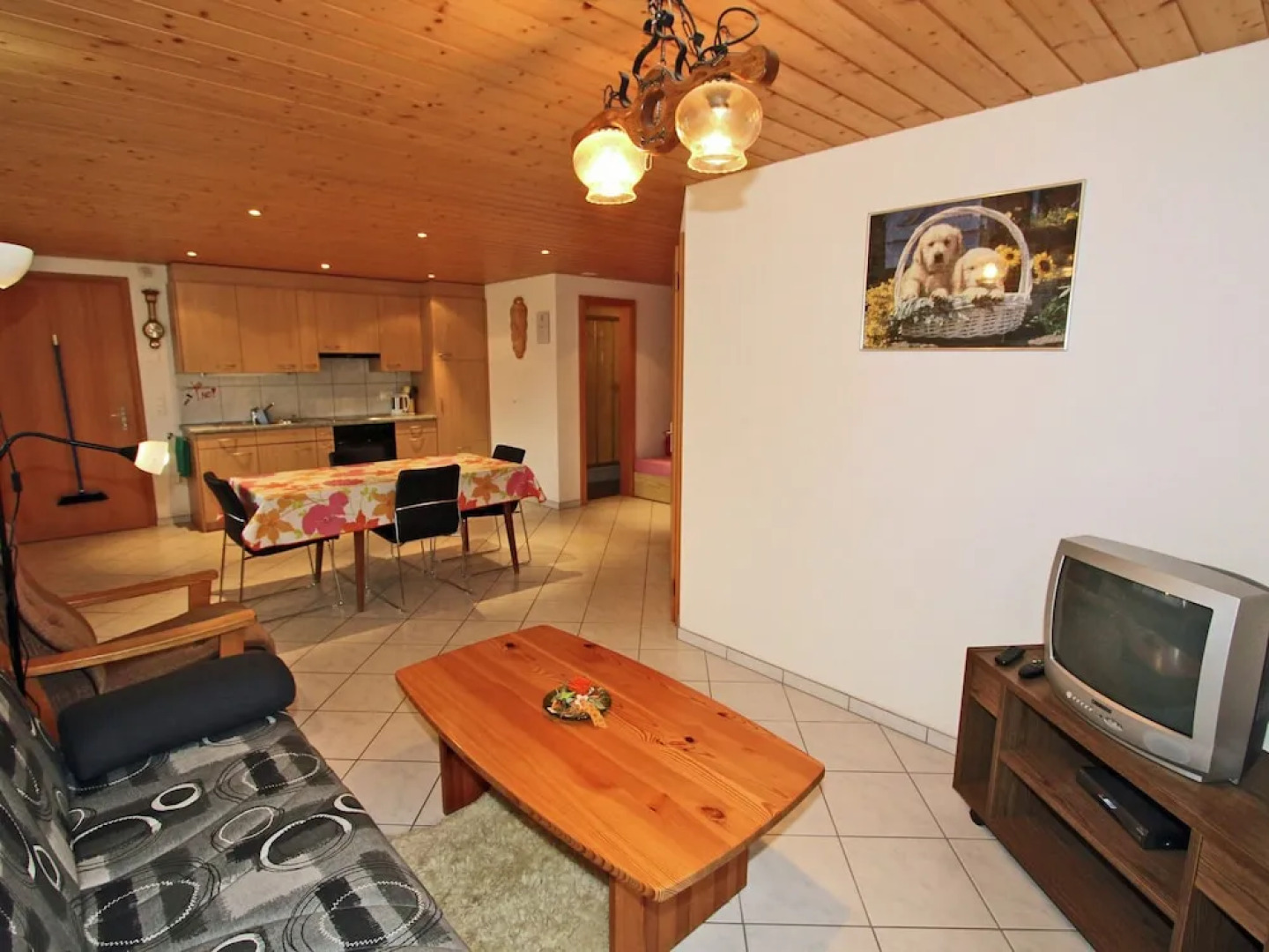 Comfortable Apartment at the Ground Floor, Terrace With View at the Wetterhorn