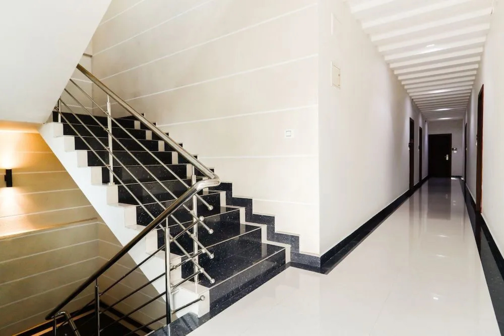 OYO 62647 Hotel Suites 9