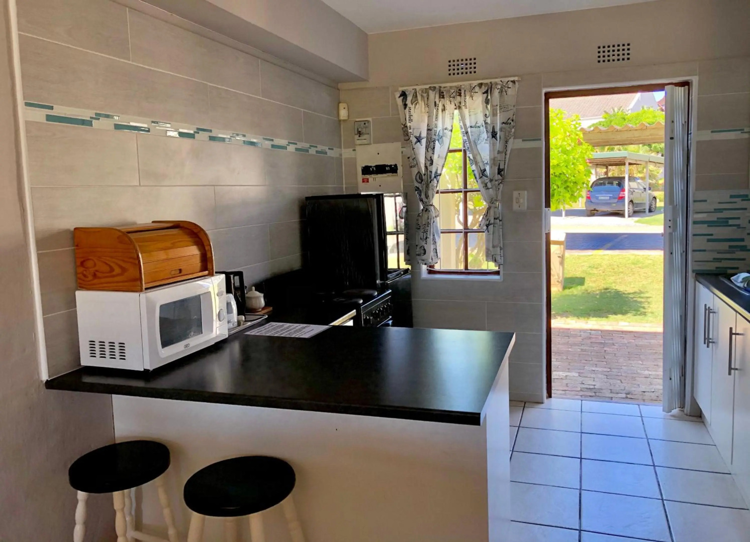 42 Settler Sands Beachfront Accommodation Sea and River View