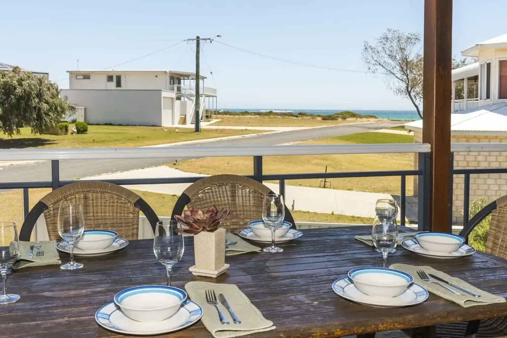 Beach Break - Family Accommodation With Ocean Views