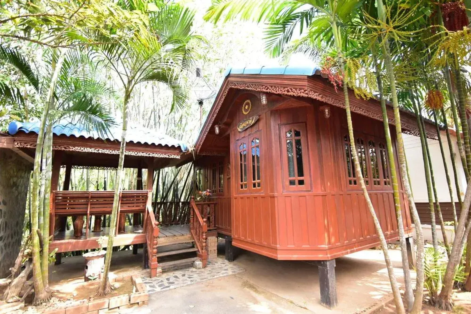 Petch Jed Sao Noi Resort