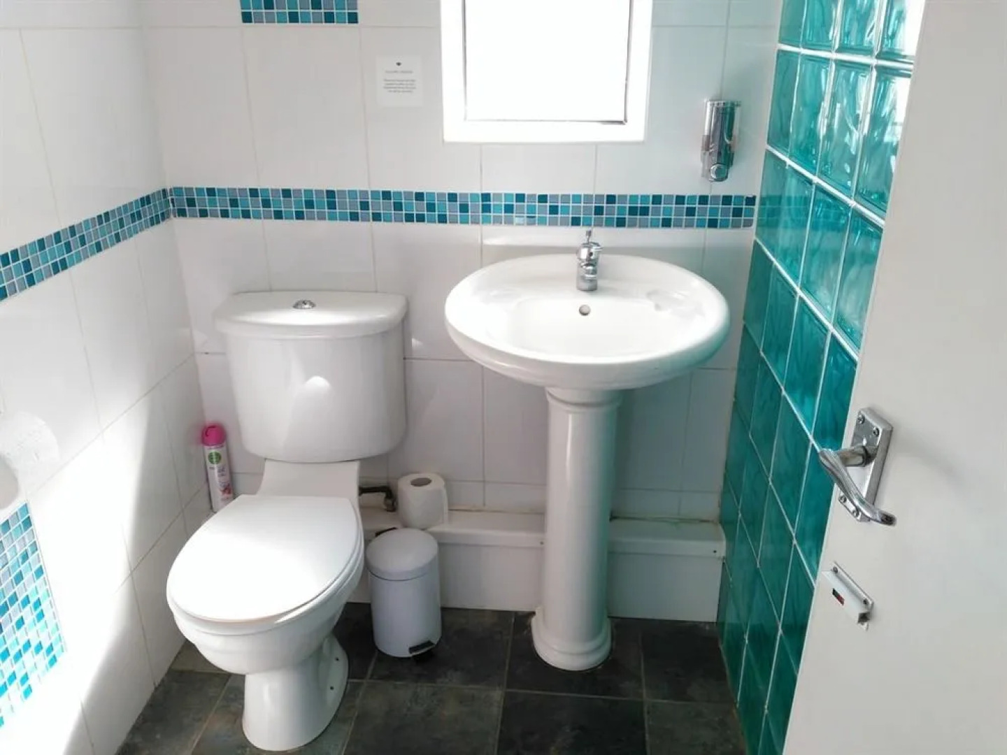 Pleasant Court Guest House