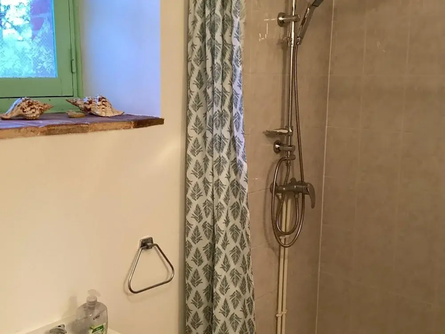 Charming Home by River Allier Hiking Trails