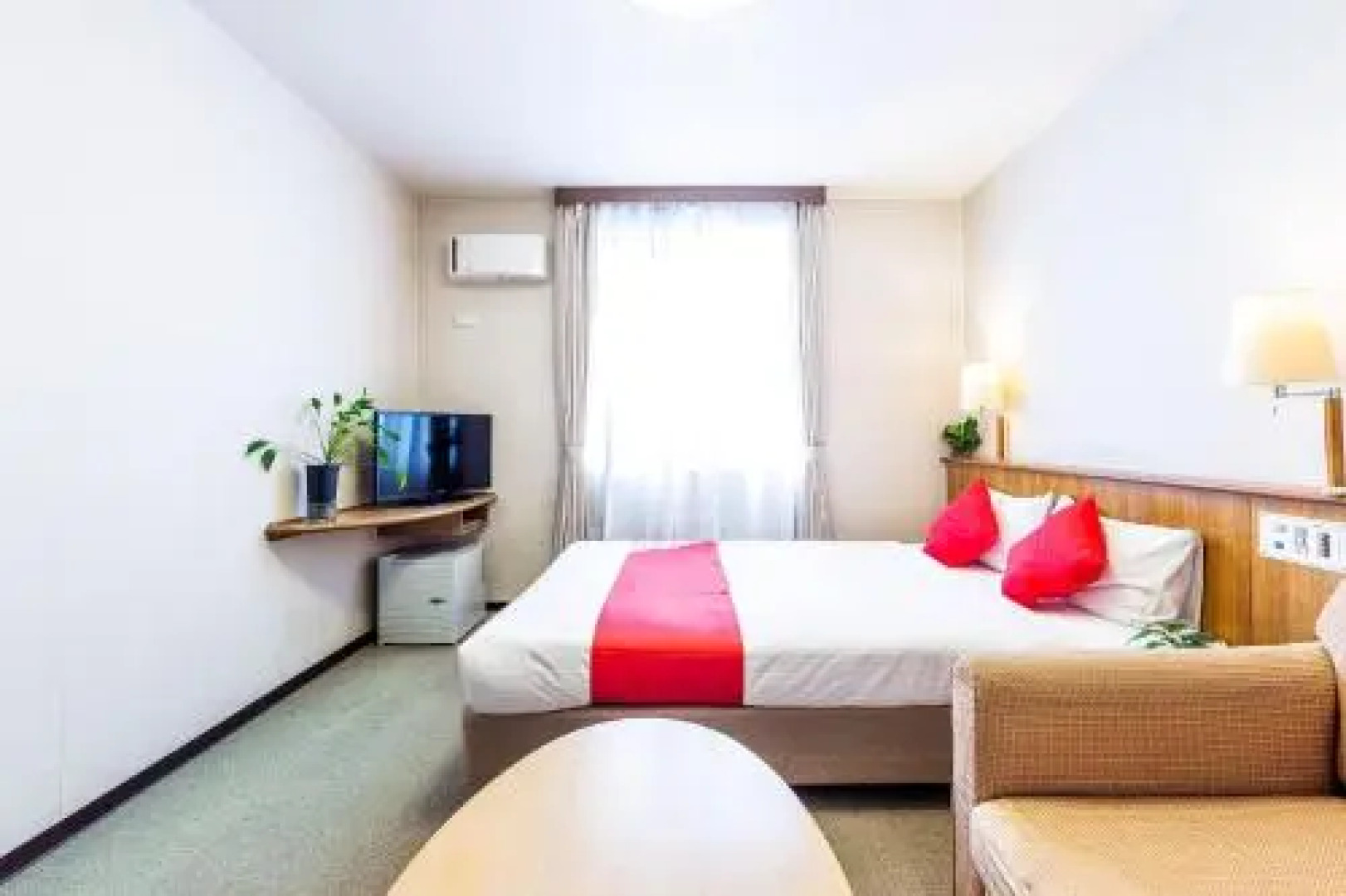 B&B Hotel Bird Inn by OYO Rooms