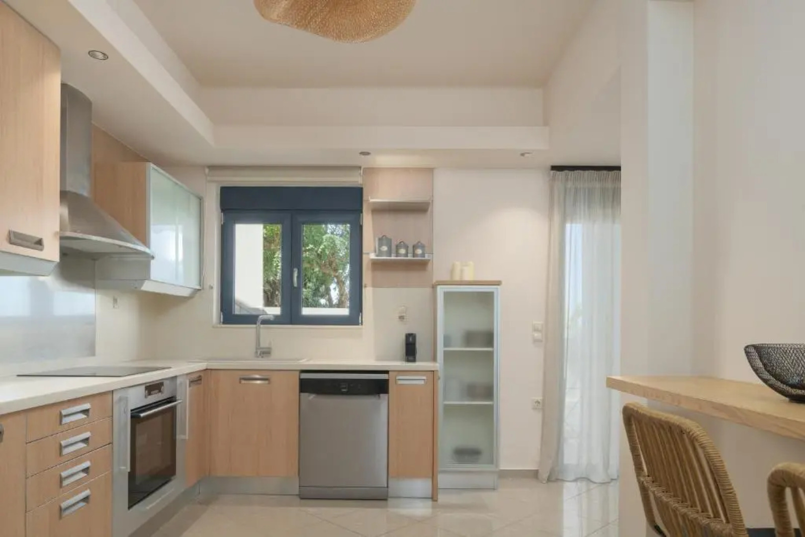 Anima SeaView Luxury Living Villa, By ThinkVilla