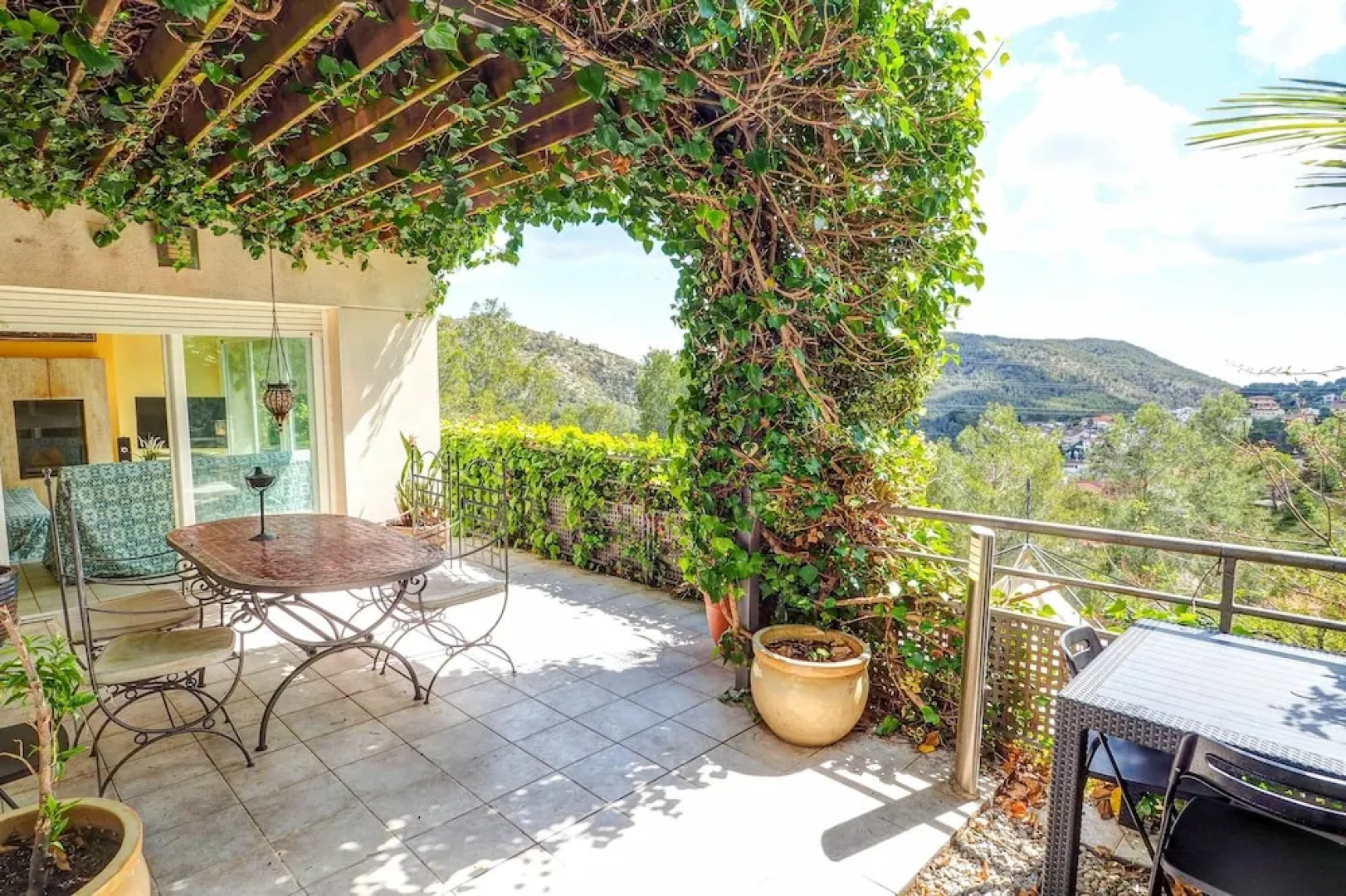 The Magic Green by Hello Apartments Sitges