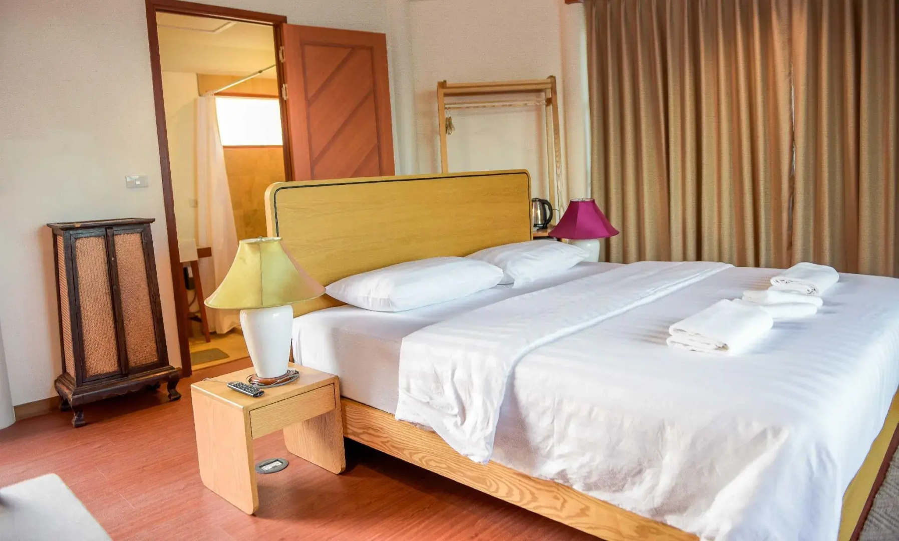 Seaman Resort
