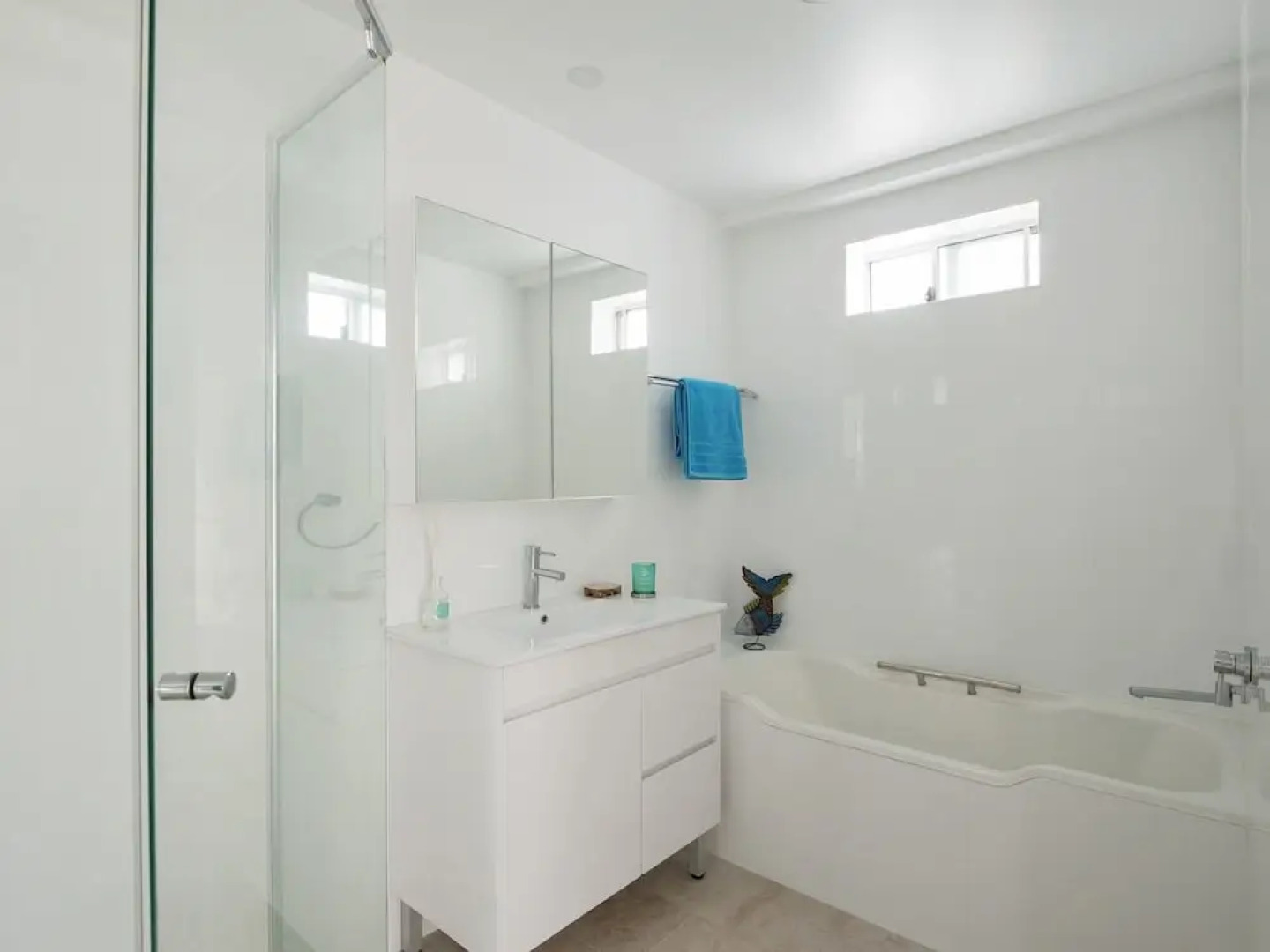 Stunning Waters, Sandy Point Road, 1/46