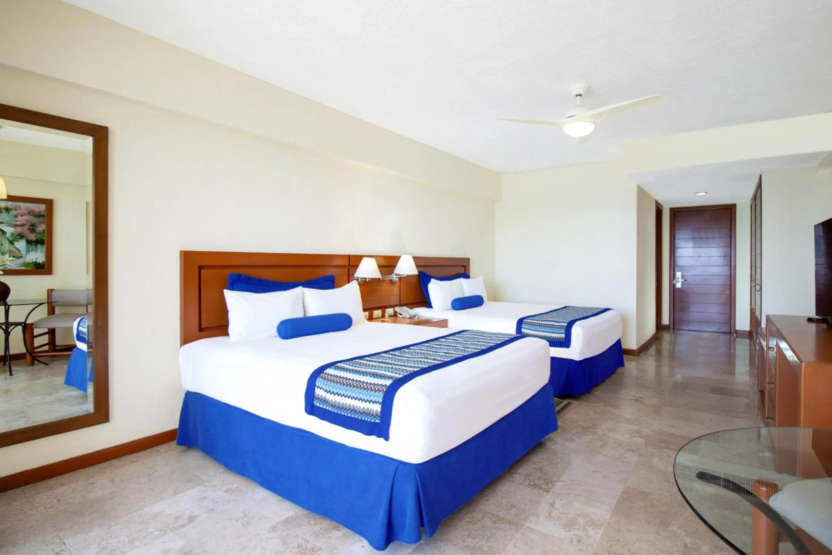 Plaza Pelicanos Grand Beach Resort - All Inclusive