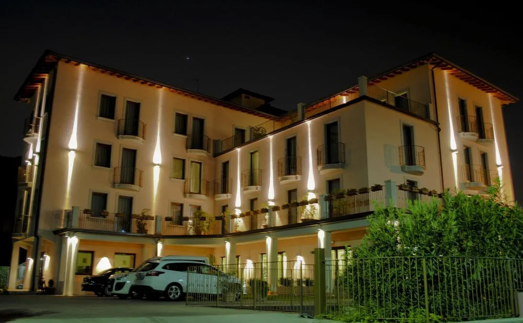International Hotel Iseo