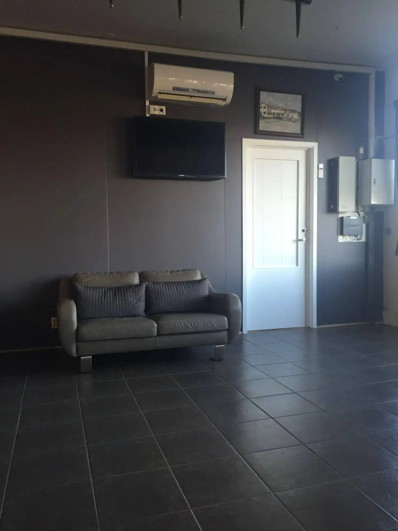 North West Restaurant & Guesthouse