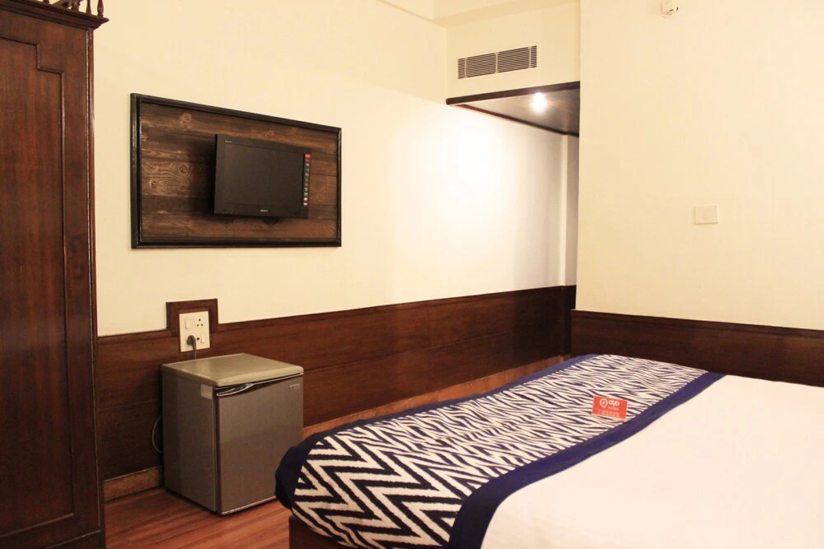 OYO 969 Hotel Khanna Palace