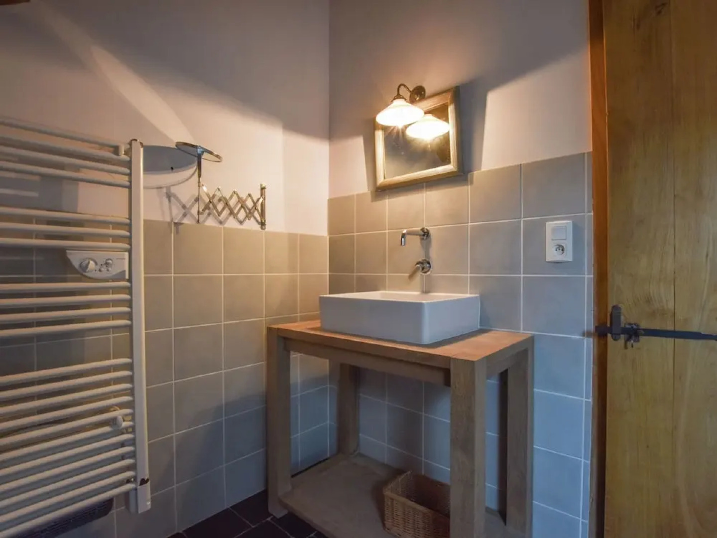 Lovely Farmhouse with Private Swimming Pool in Terrou