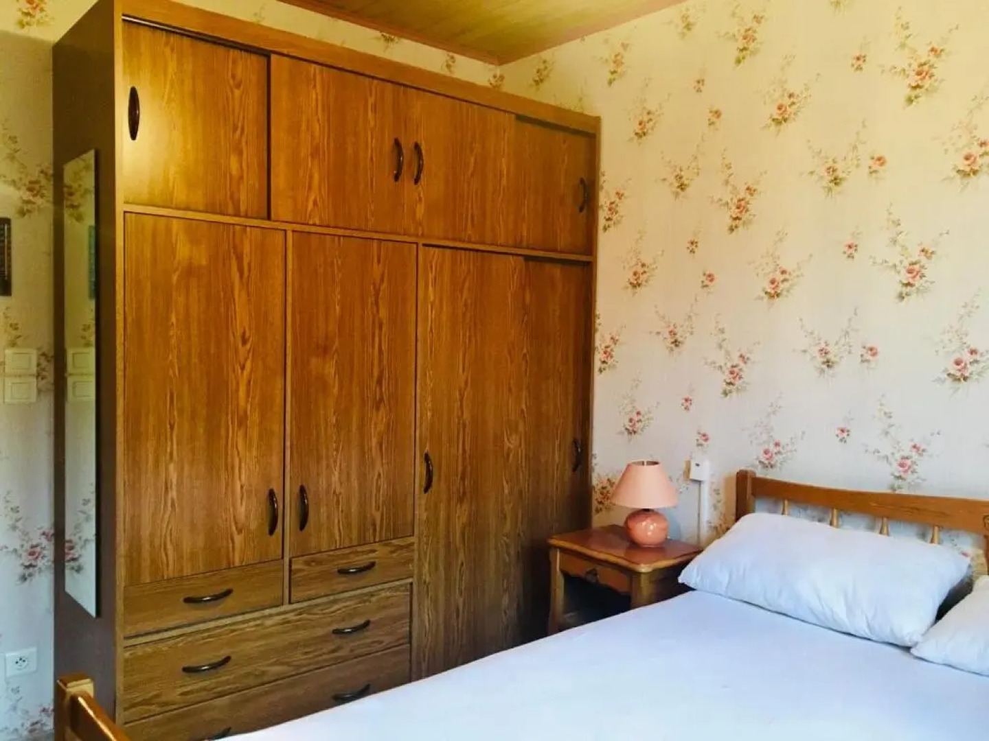 Chalet Albiez-Montrond, 4 pièces, 8 personnes - FR-1-618-10